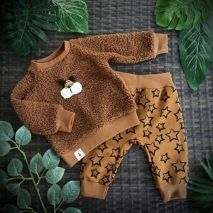 Karamelinis kostiumėlis